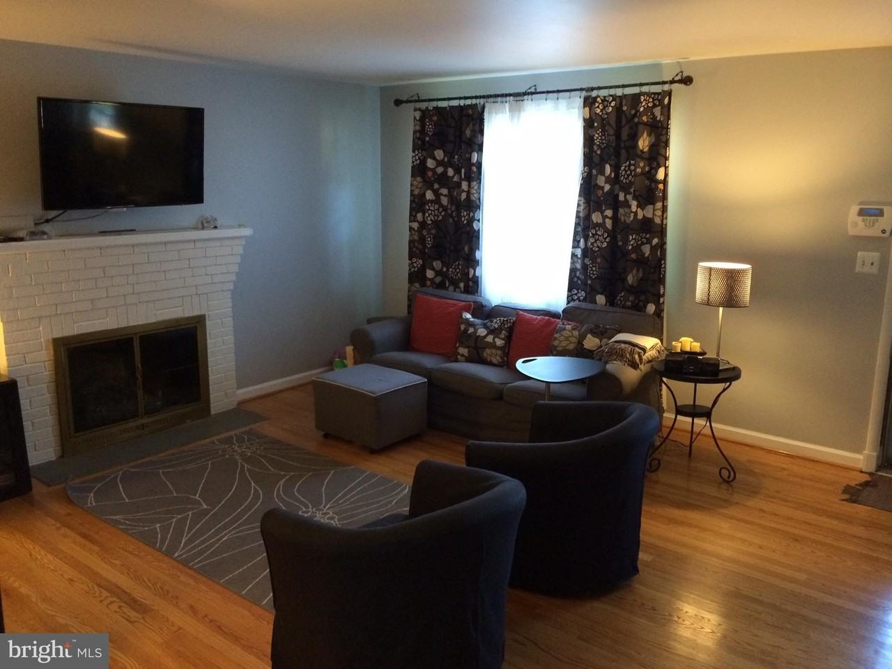 6008 Jamestown Rd - Photo 3 of 24