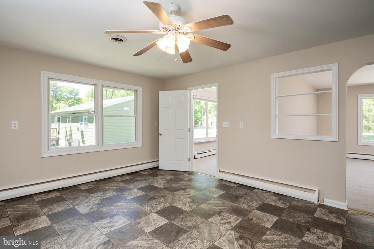 117 Rebel Rd - Photo 7 of 28