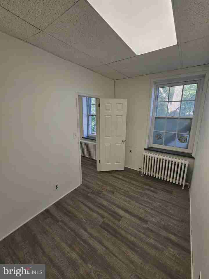 41 W Temple Ave #A2 - Photo 6 of 10