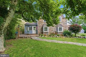 featured image of 4240 Fairview Ave