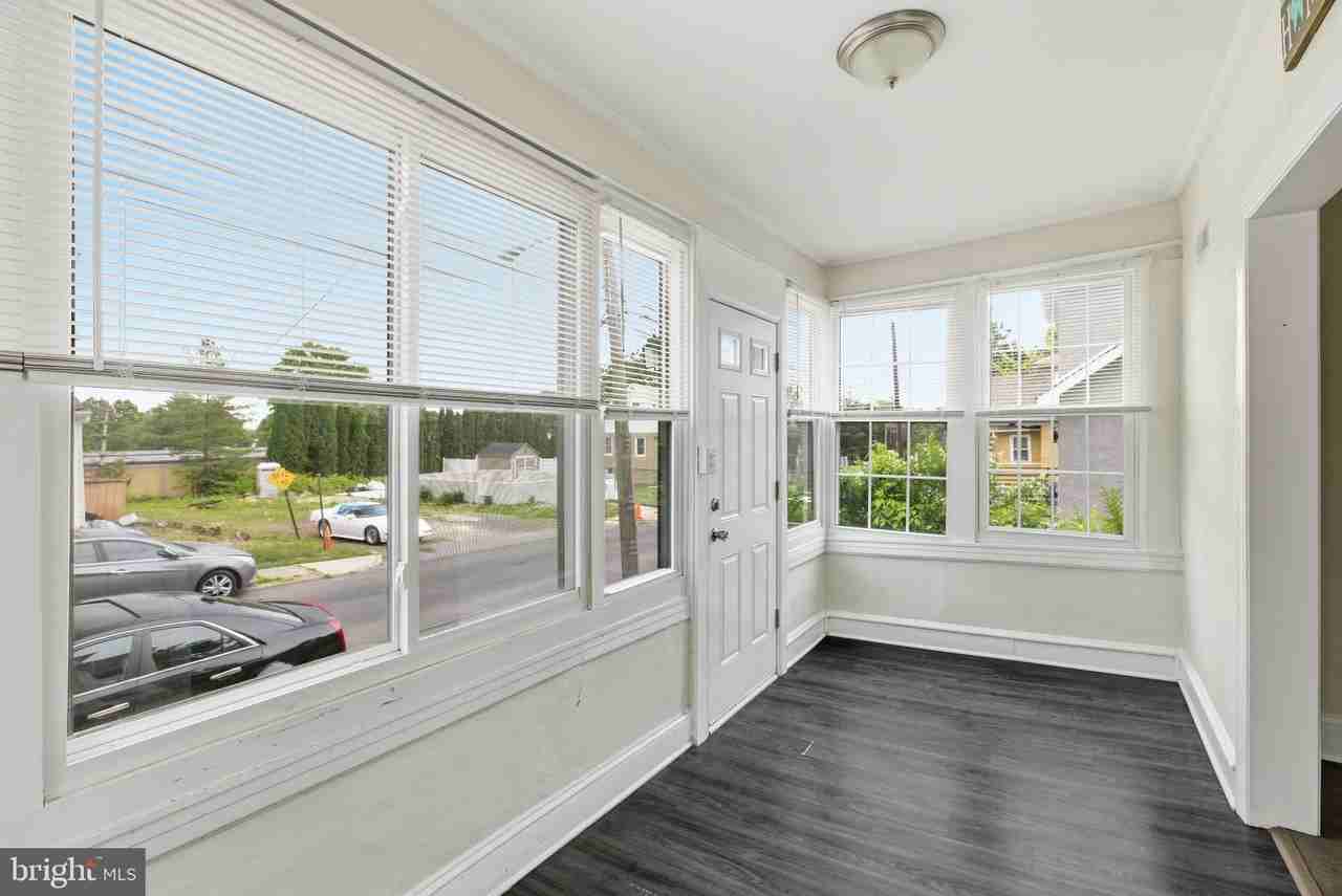 820 Greenhill Rd - Photo 3 of 37