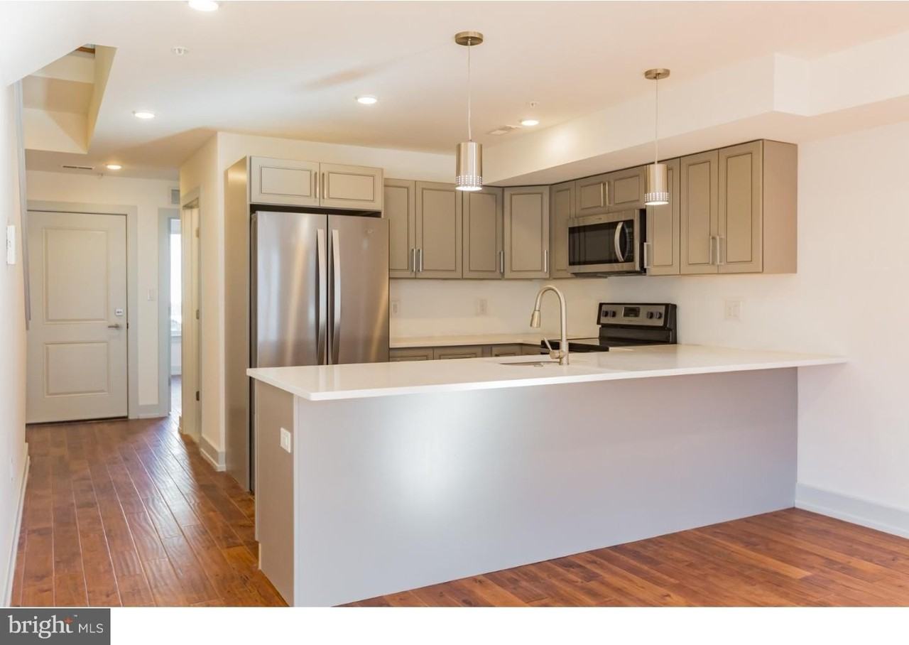 1515 Brown St #3 - Photo 4 of 17