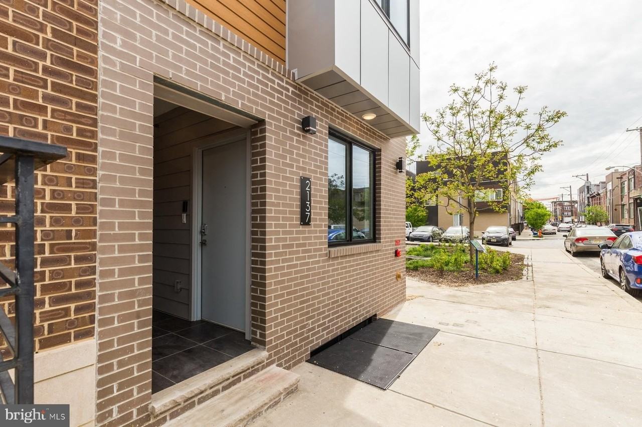 2132 Berges St #1 - Photo 4 of 33