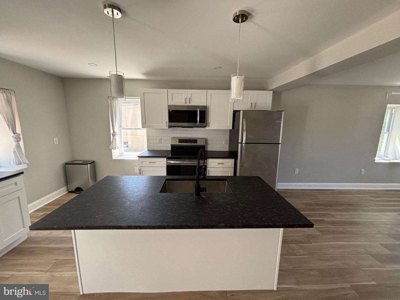 5543 Ridge Ave #2ndFL - Photo 4 of 24