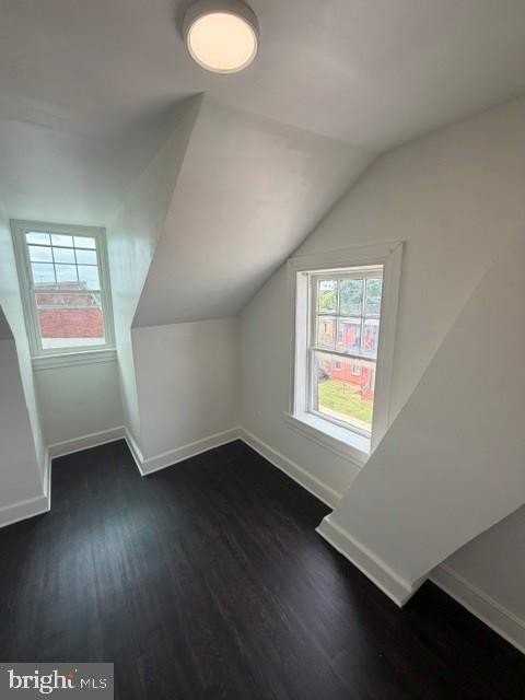200-202 S DUKE Street #5 - Photo 4 of 6