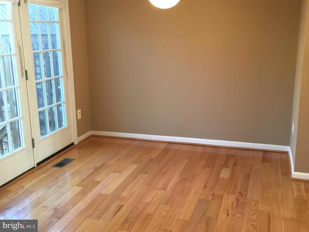 144 Ingle Pl - Photo 3 of 5