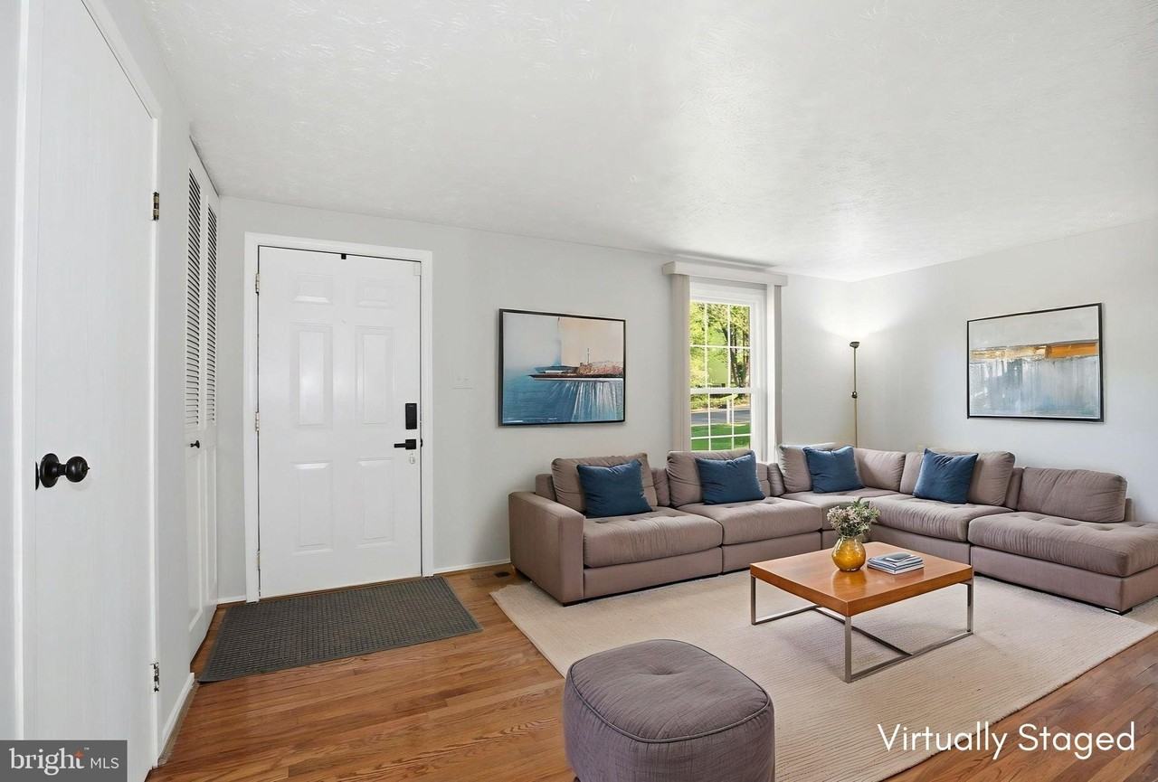 7625 Sheffield Green Way #7625 - Photo 2 of 28