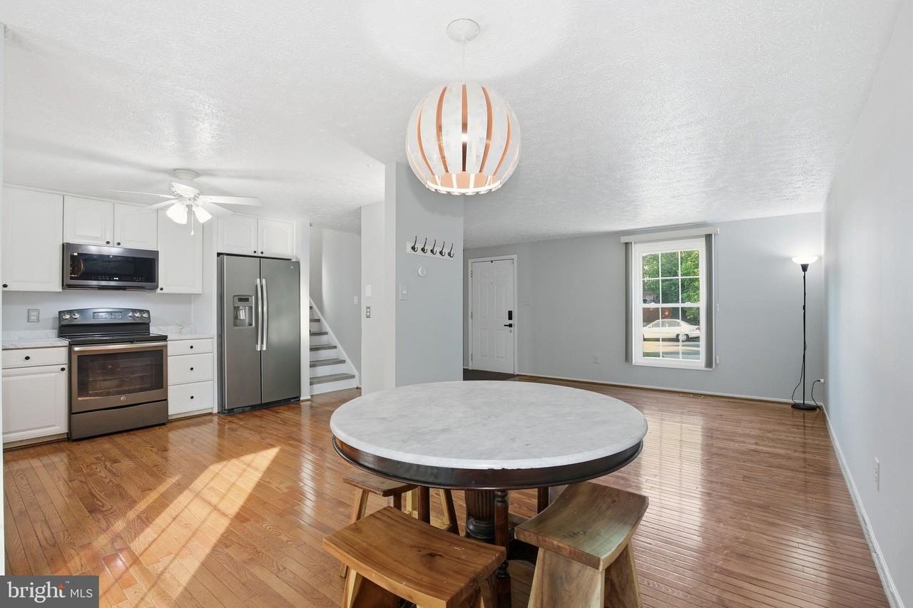 7625 Sheffield Green Way #7625 - Photo 4 of 28