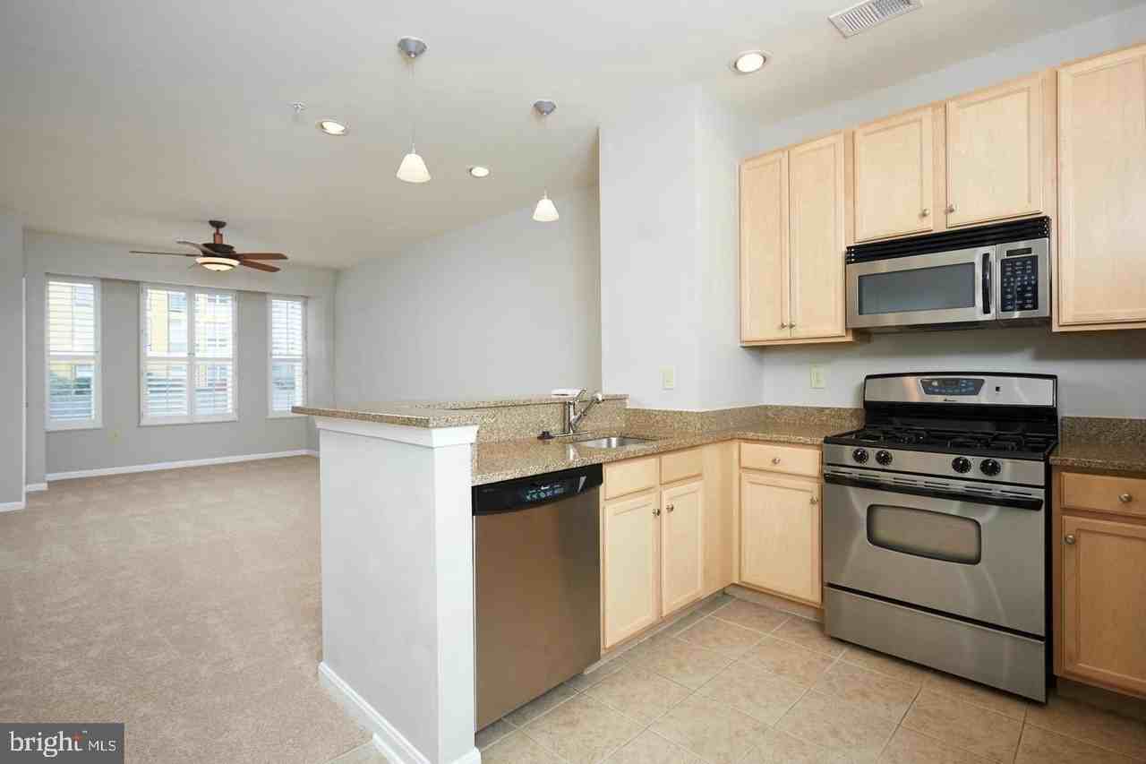 2655 Prosperity Ave #205 - Photo 4 of 16