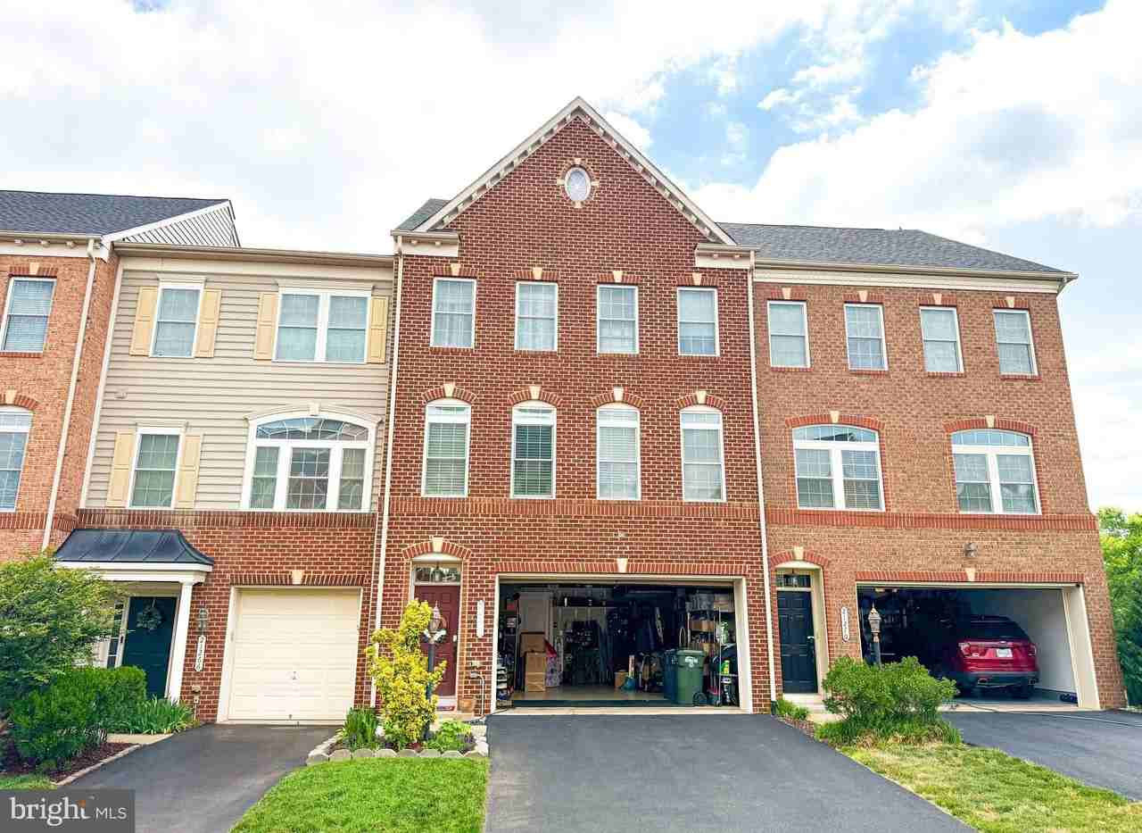 21268 Park Grove Ter - Photo 3 of 49