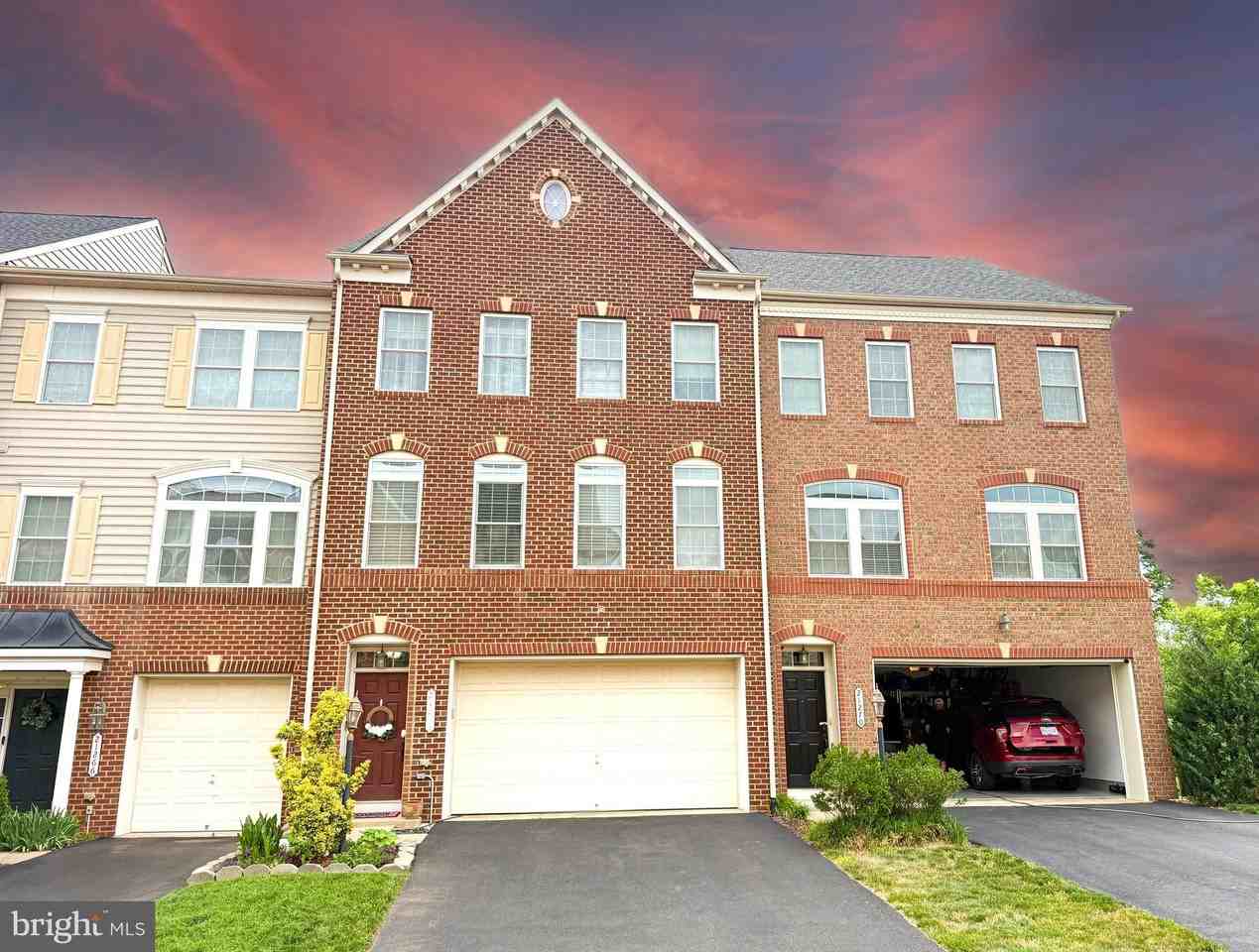 21268 Park Grove Ter - Photo 4 of 49