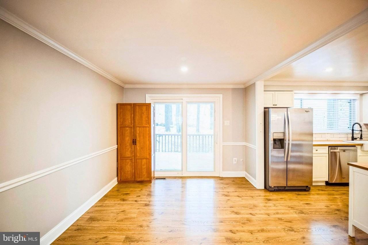 16080 Deer Park Dr - Photo 3 of 32