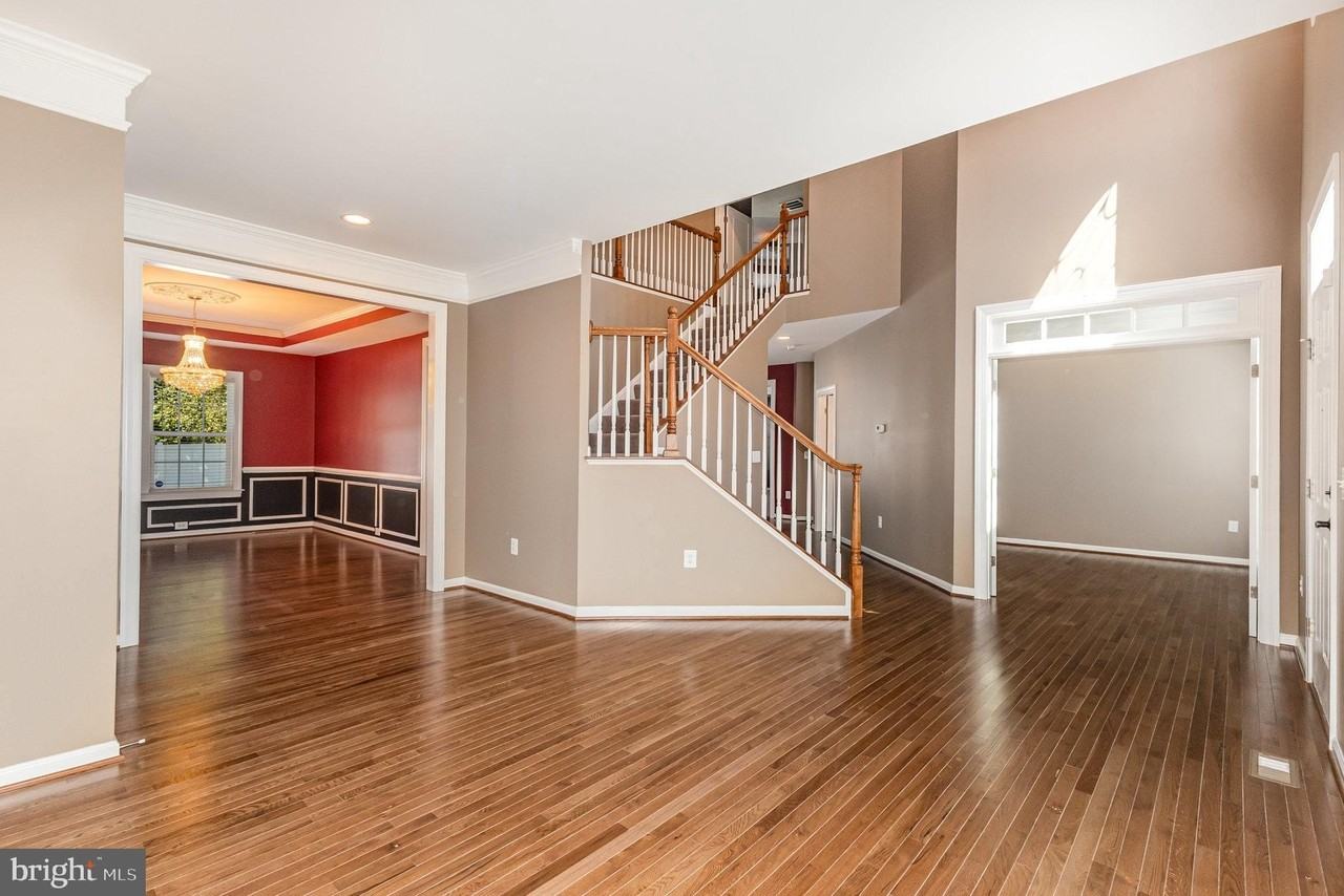 2114 Jellico Ct - Photo 2 of 44