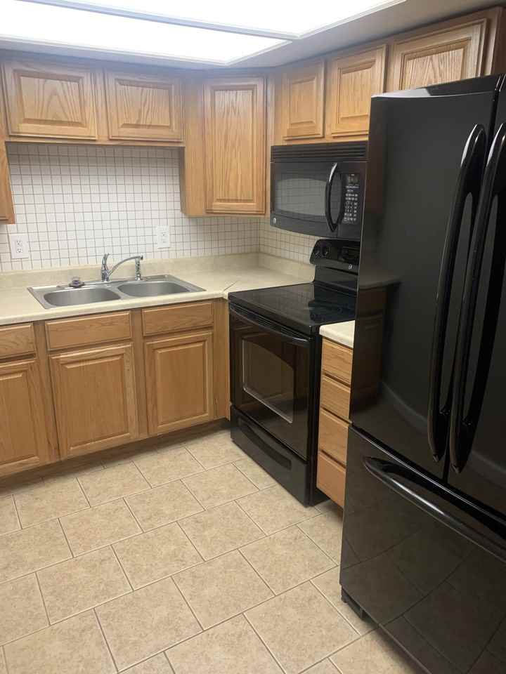 3065 Bannock Dr Bsmt #1 - Photo 6 of 12