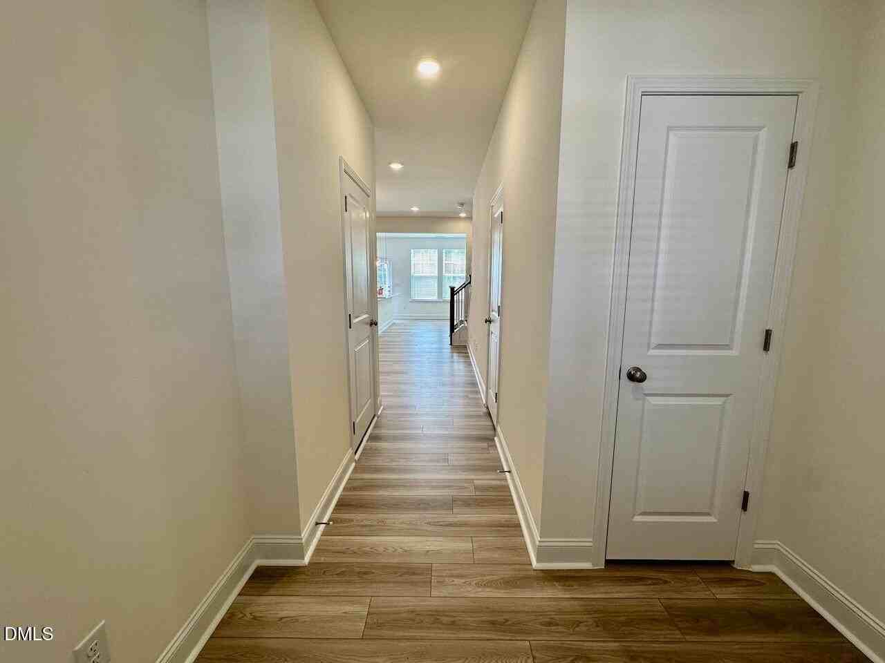 947 Kensley Grove Ln - Photo 4 of 28