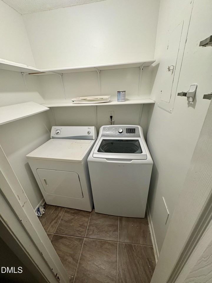 4609 Grinding Stone Dr #D - Photo 6 of 11