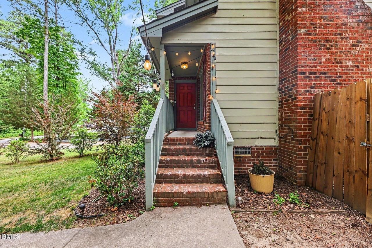 511 Carolina Ave - Photo 4 of 25