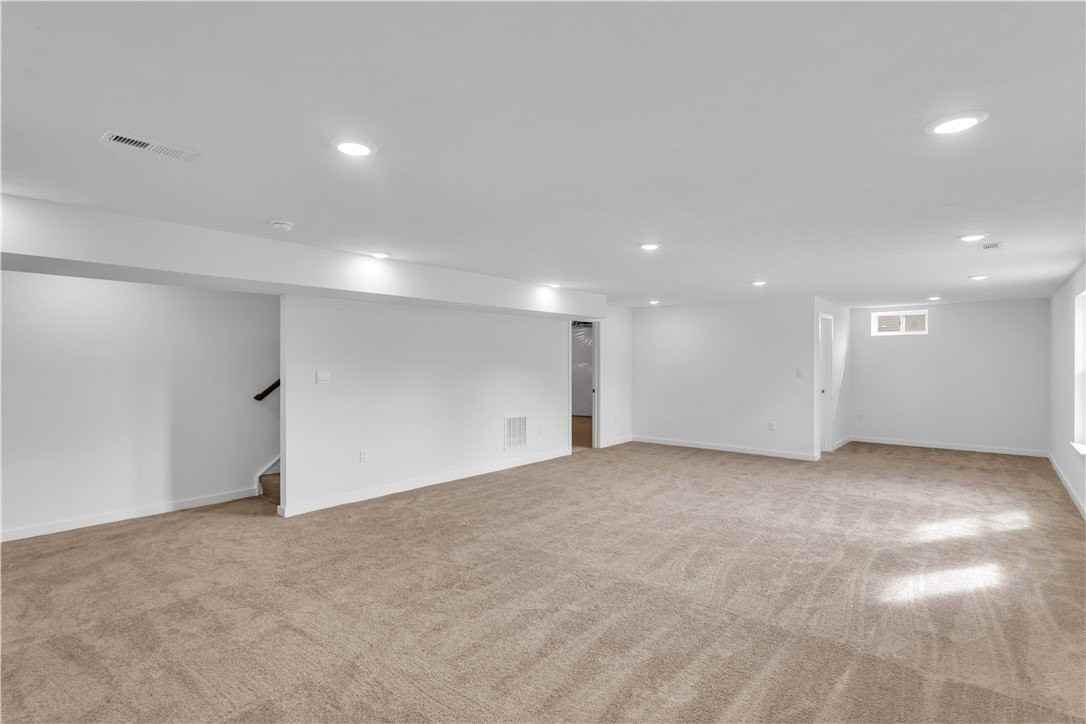 315 William Dr - Photo 4 of 26