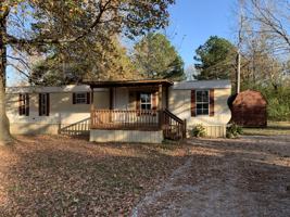 featured image of 385 Maddox Loop