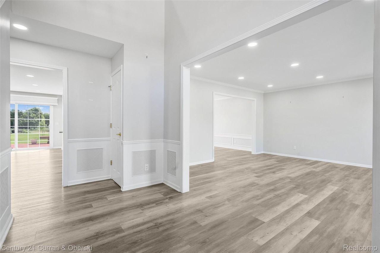 1751 Lanhan Ct - Photo 2 of 41