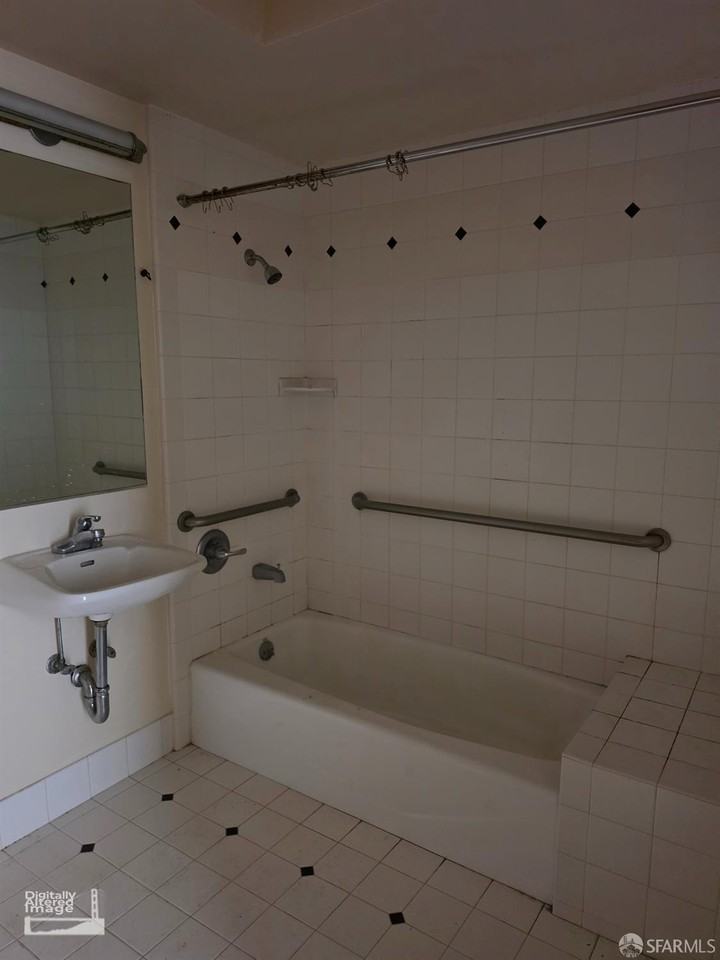 2333 Mission St ##2 - Photo 5 of 11