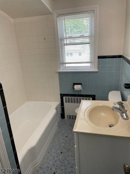 120 Campbell Ave - Photo 3 of 7