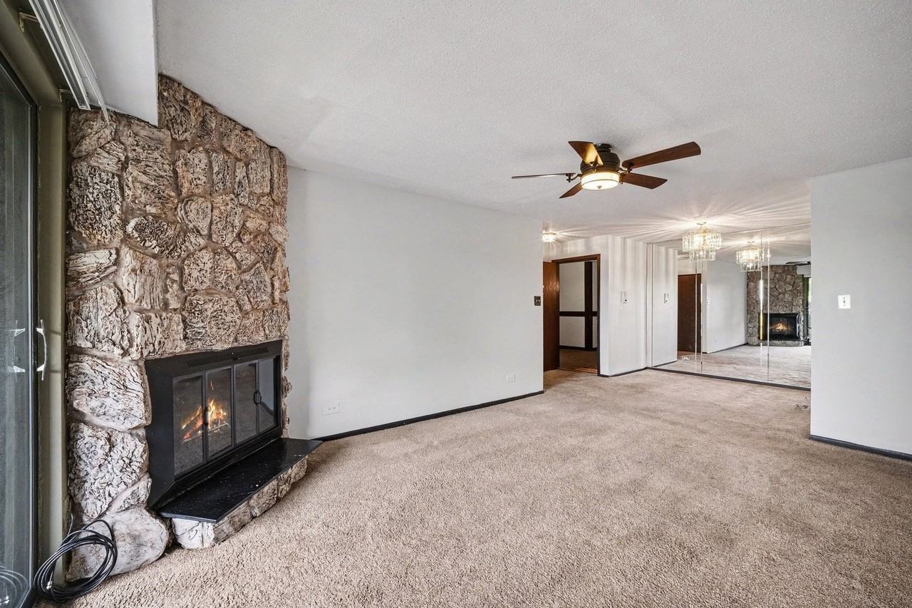 13615 Royal Ct - Photo 6 of 14