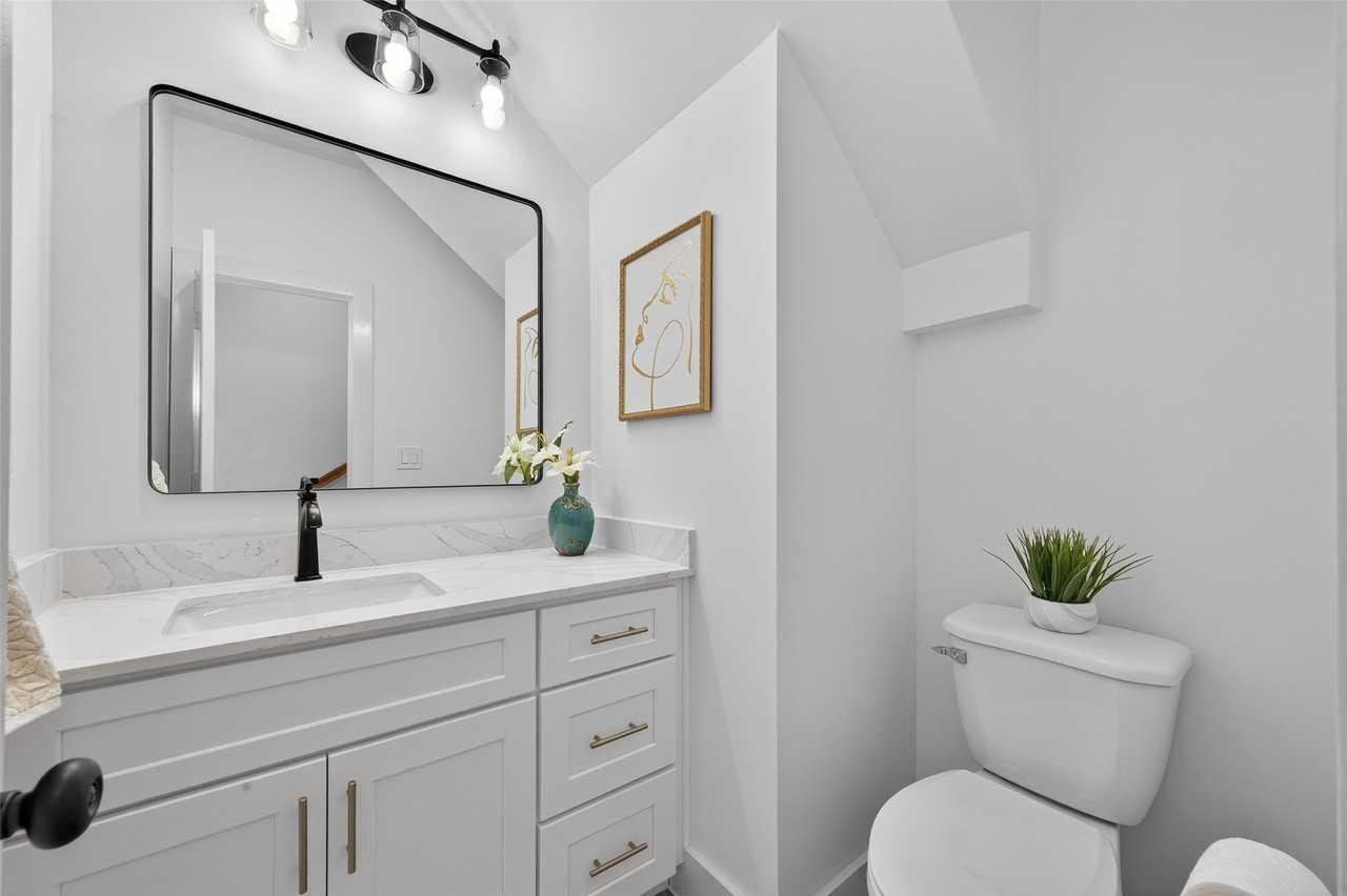 5027 Willow Glen Dr - Photo 7 of 22