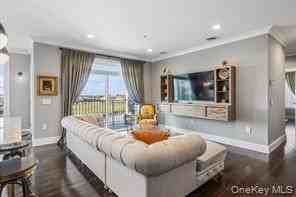 225 Marina Pointe Dr - Photo 7 of 22