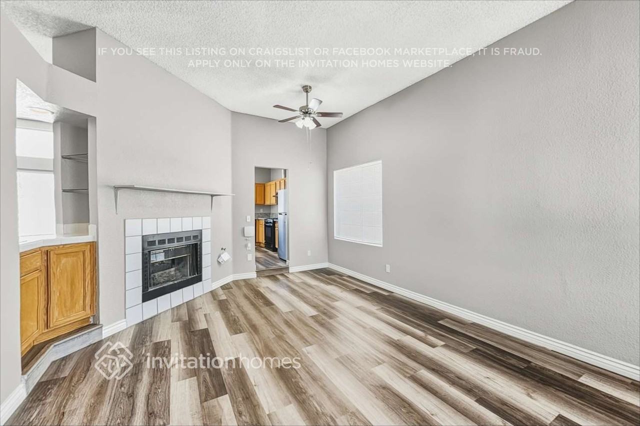 436 Tiger Lily Way - Photo 3 of 19