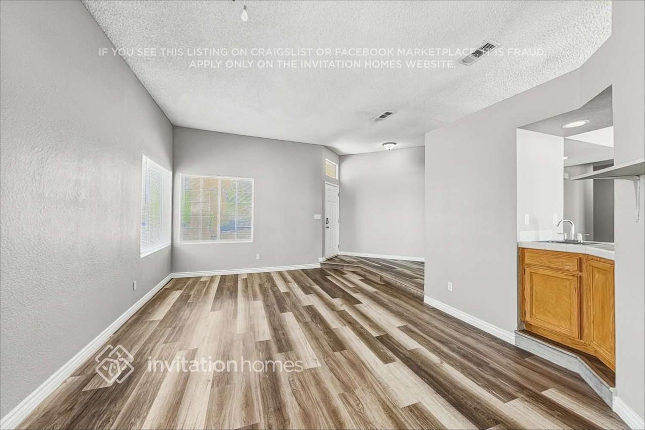 436 Tiger Lily Way - Photo 5 of 19