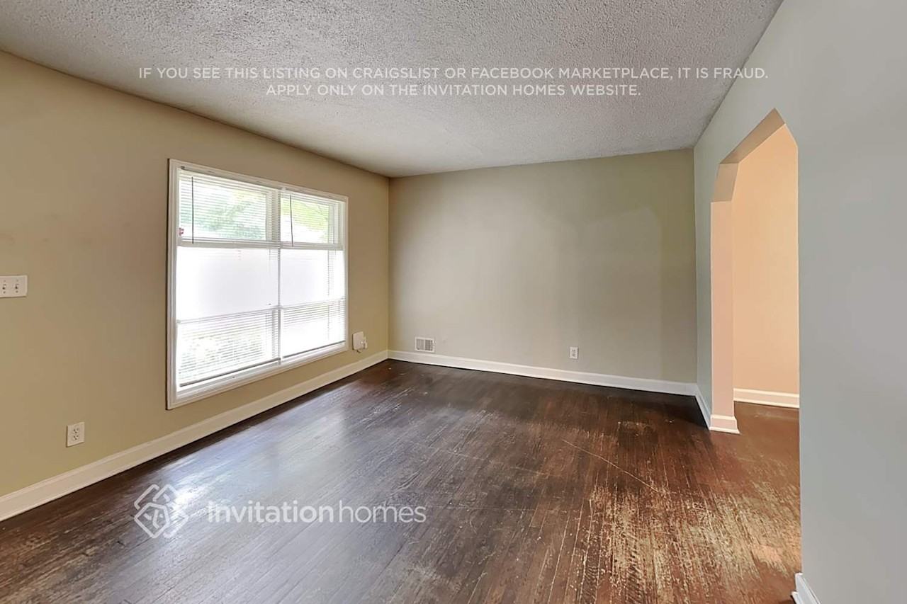 2751 Flagstone Dr Se - Photo 4 of 19