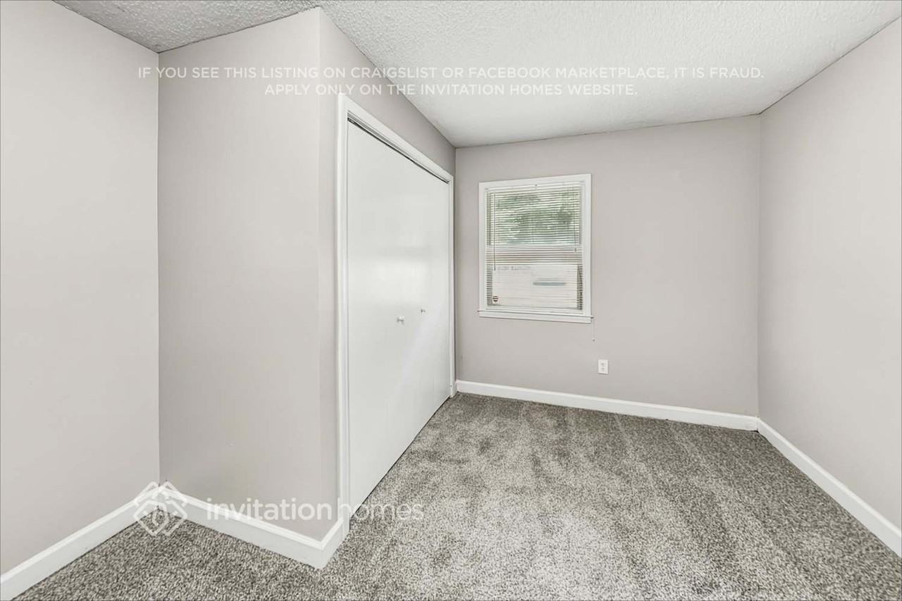 2751 Flagstone Dr Se - Photo 5 of 19