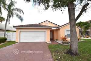 featured image of 16565 Nw 6th St