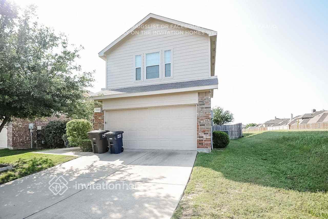 11900 Brown Fox Dr - Photo 2 of 21