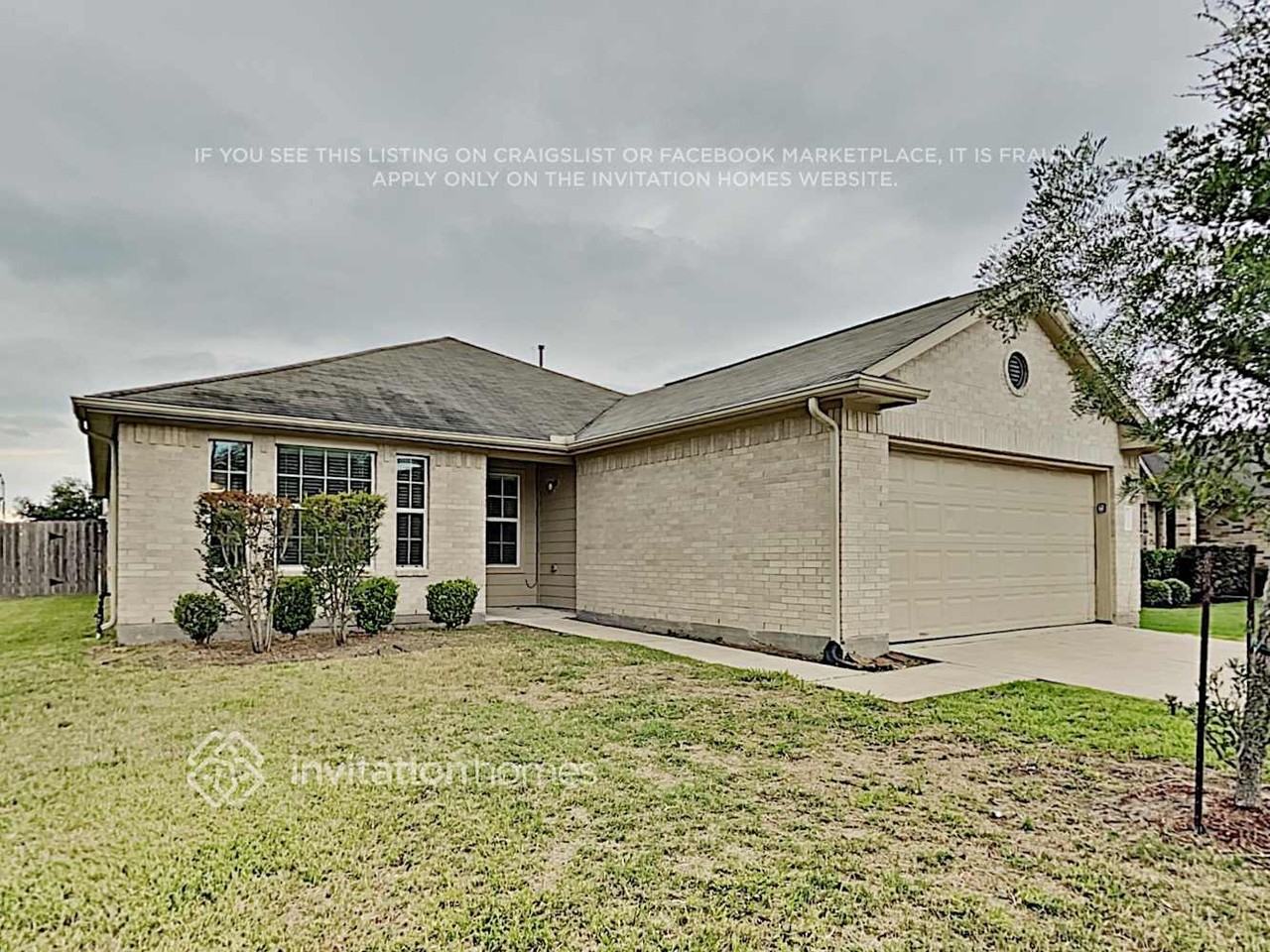 4026 Hawthorne Glen Ct - Photo 4 of 16