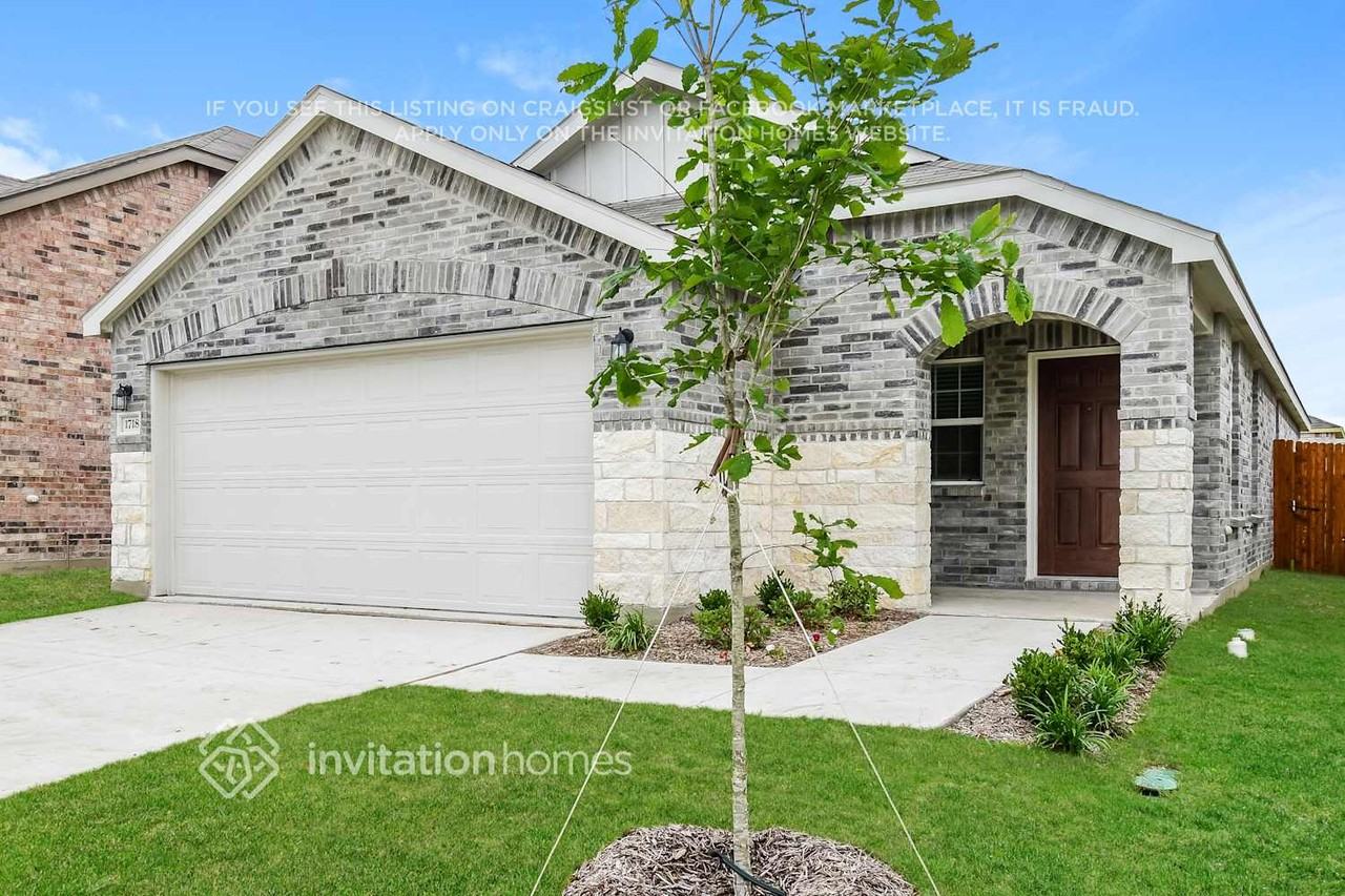 1718 Palo Blanco Dr - Photo 3 of 19