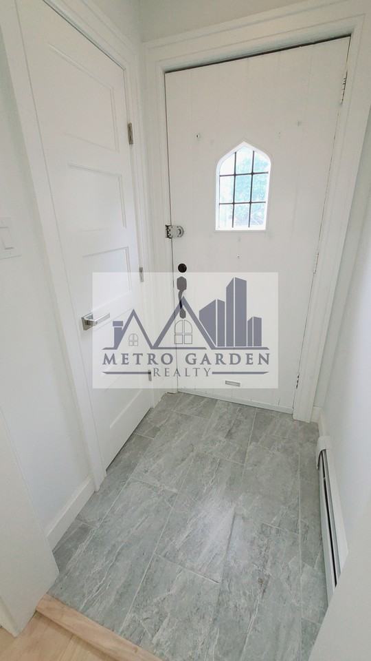 85-40 68th Avenue - Photo 3 of 30