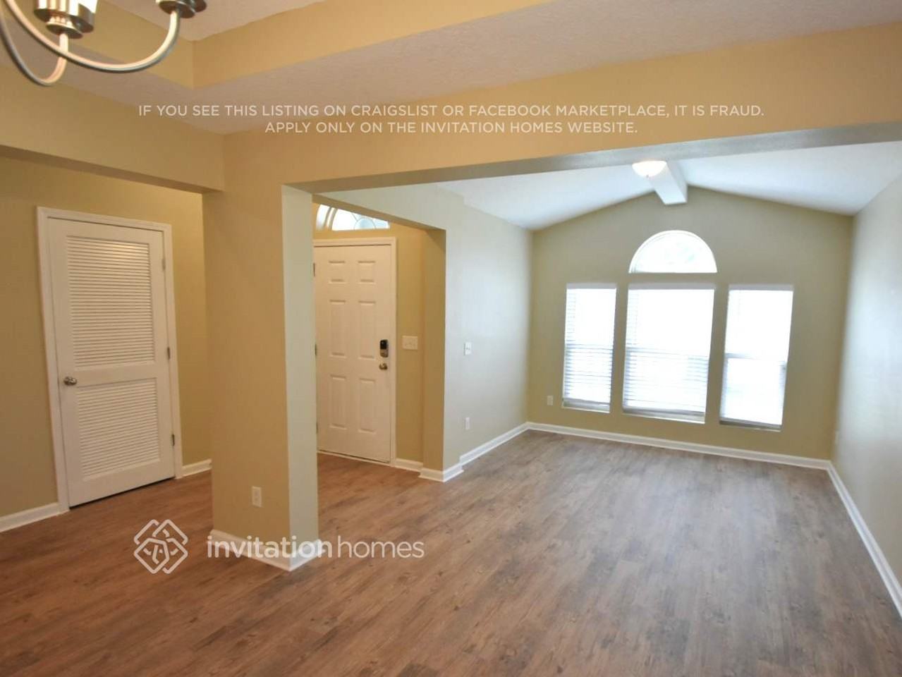 3023 Bright Eagle Dr - Photo 3 of 14