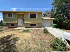 featured image of 13595 Green Ct