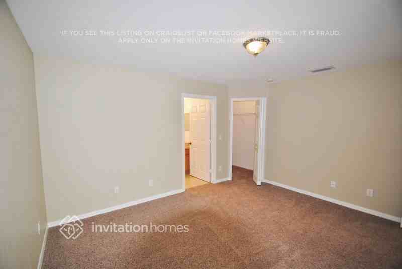 1148 Wyoming Dr Se - Photo 7 of 12