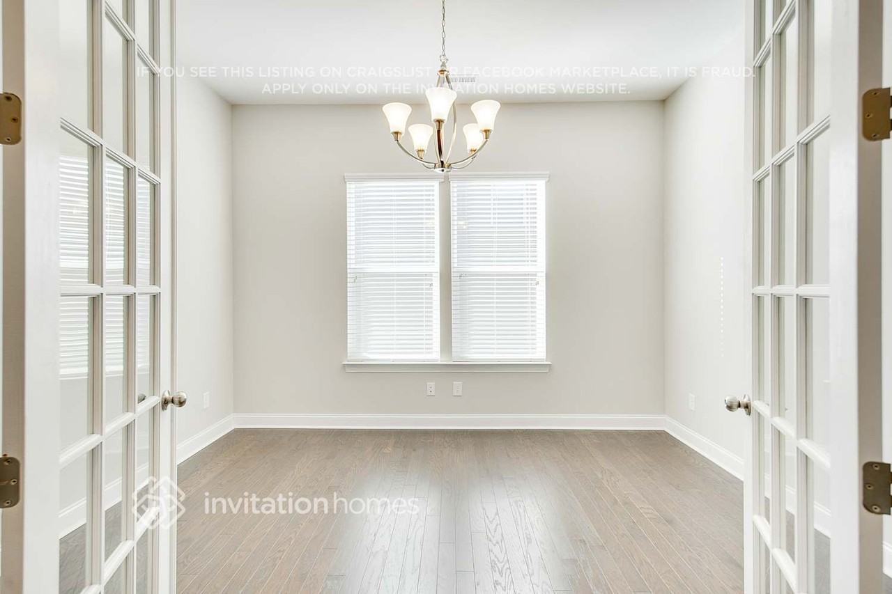 14002 Heron Crest Trce - Photo 4 of 27