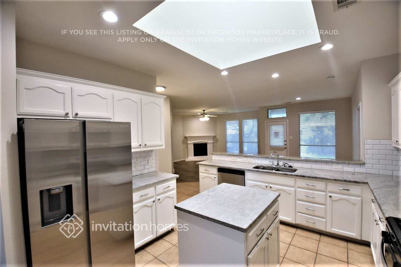 6101 Farrah Dr - Photo 6 of 19
