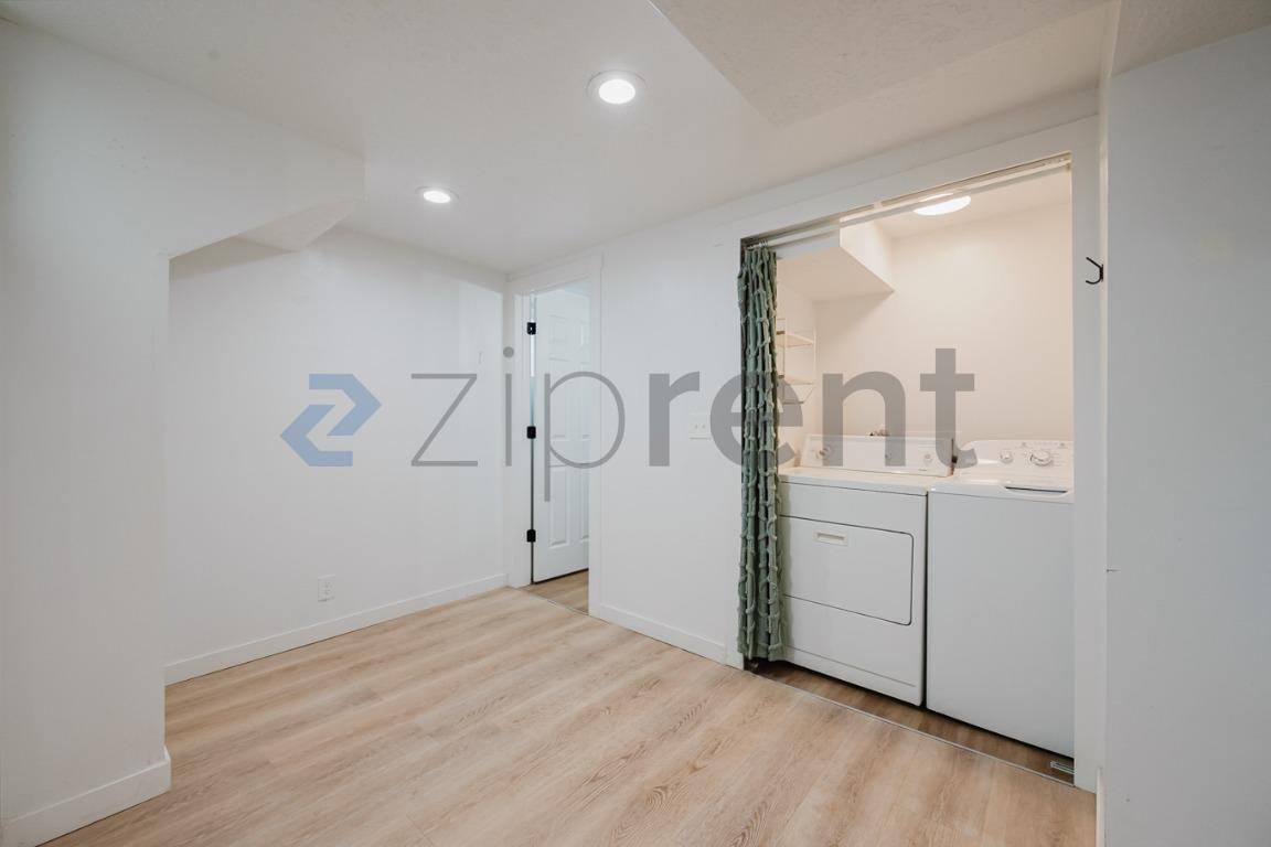 1603 S Major St #B - Photo 2 of 16