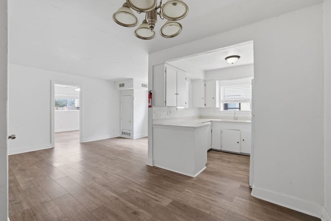 Fitzhugh @2313 - Photo 2 of 5