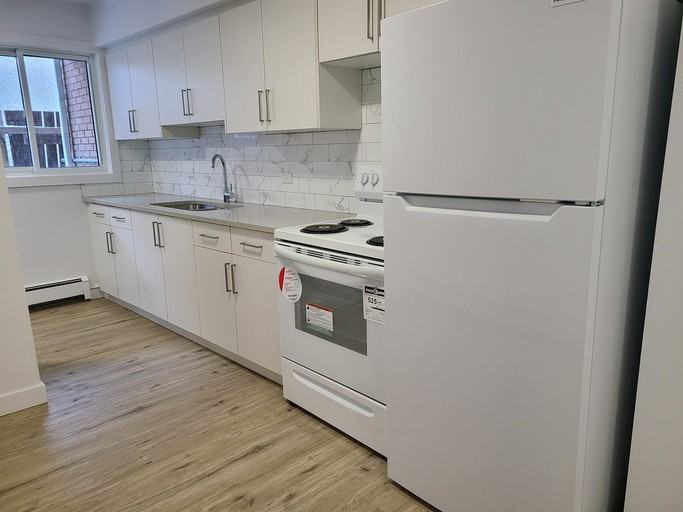 Amora Apartments - Photo 2 of 8