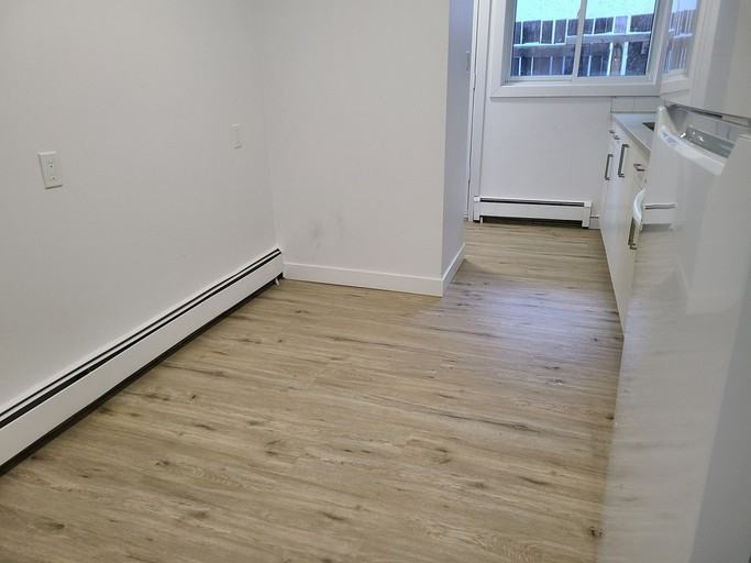 Amora Apartments - Photo 4 of 8