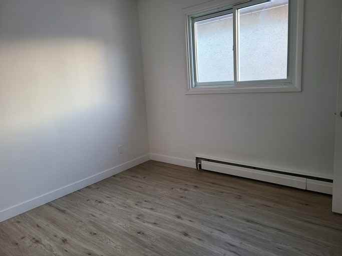 Amora Apartments - Photo 5 of 8