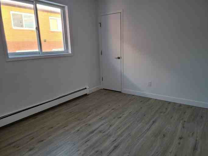 Amora Apartments - Photo 7 of 8