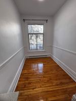 featured image of 4688 Rue Hutchison